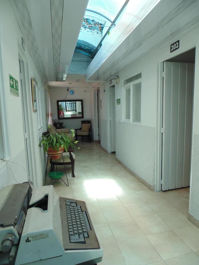 Hotel Ciudad Senora Буга Екстериор снимка