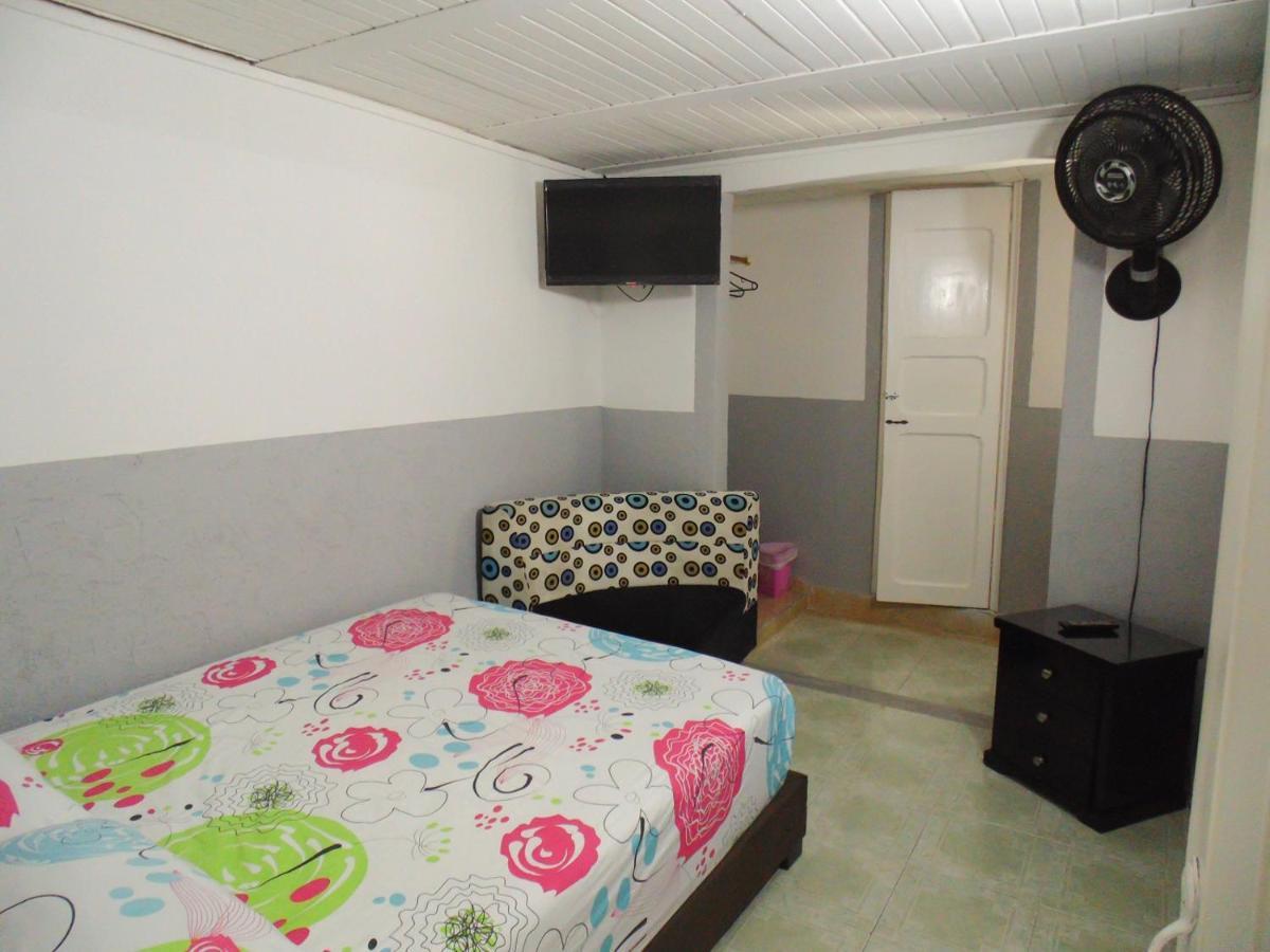 Hotel Ciudad Senora Буга Екстериор снимка