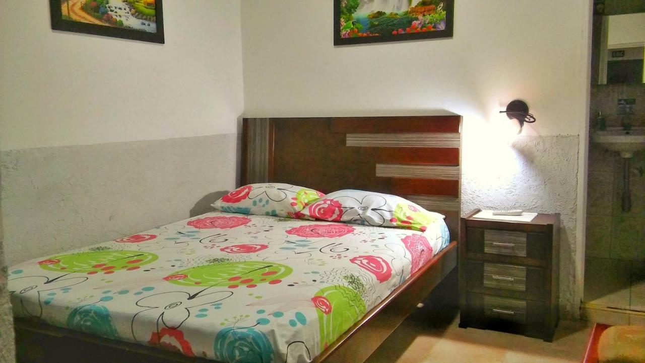 Hotel Ciudad Senora Буга Екстериор снимка